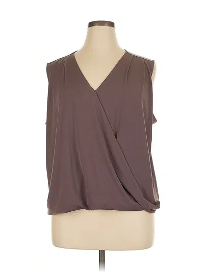 Pre-owned Maurices Sleeveless Blouse In Brown