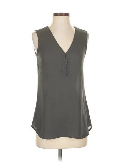 Pre-owned Maurices Sleeveless Blouse In Gray