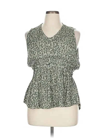 Pre-owned Maurices Sleeveless Blouse In Green