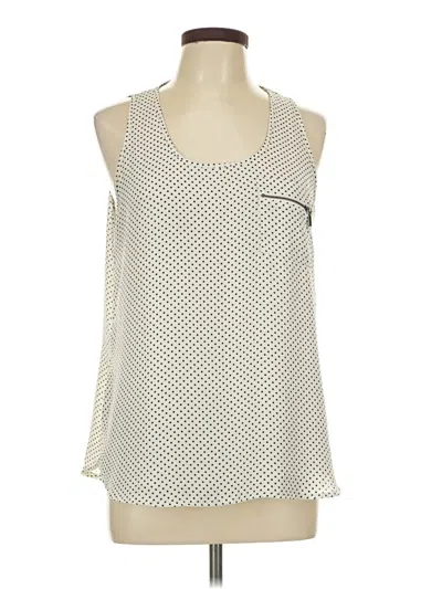 Pre-owned Maurices Sleeveless Blouse In Ivory
