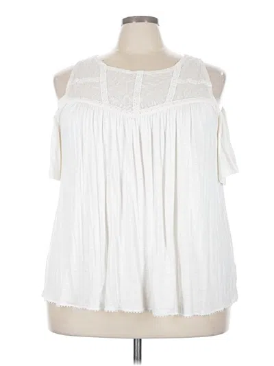 Maurices Sleeveless Blouse In White