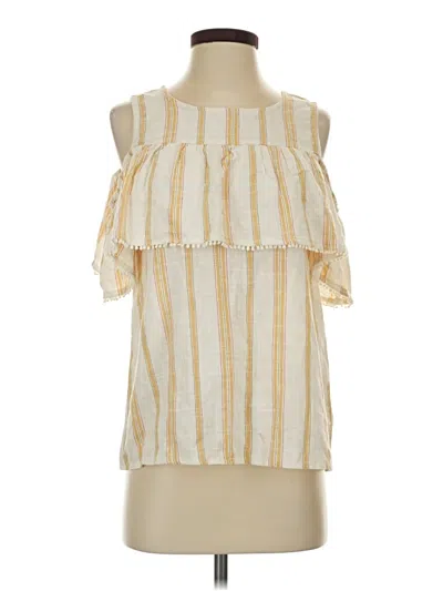 Pre-owned Maurices Sleeveless Blouse In Yellow