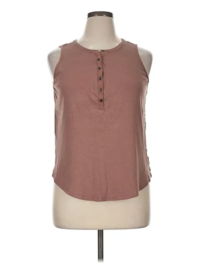 Pre-owned Maurices Sleeveless T-shirt In Brown