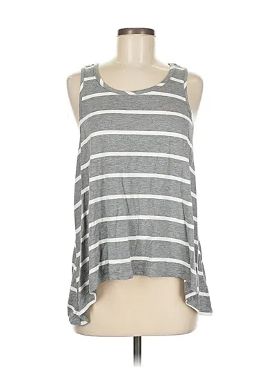 Pre-owned Maurices Sleeveless T-shirt In Gray
