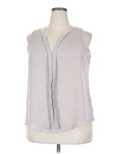 Pre-owned Maurices Sleeveless T-shirt In Gray