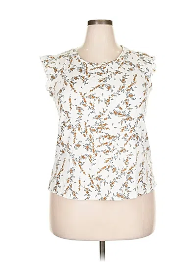 Pre-owned Maurices Sleeveless T-shirt In Ivory