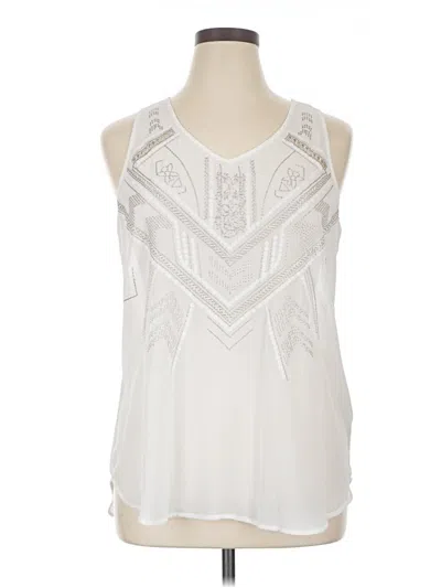 Pre-owned Maurices Tank Top Ivory Halter Neckline Tops