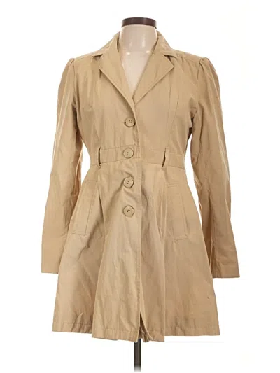 Pre-owned Maurices Trenchcoat In Tan
