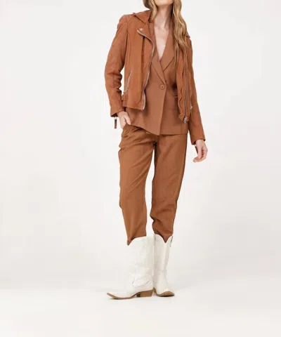 MAURITIUS KARYN LEATHER JACKET IN CARAMEL