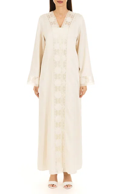 Mauzan Thread Embroidered Abaya In White