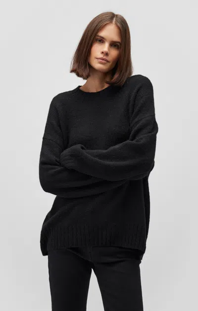 Mavi Fuzzy Sweater In Black