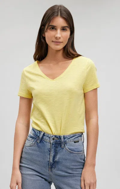 Mavi V-neck T-shirt In Lemon Drop In Yellow