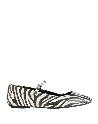 Max & Co . Liv1 Woman Ballet Flats Ivory Size 10 Calfskin In Multi