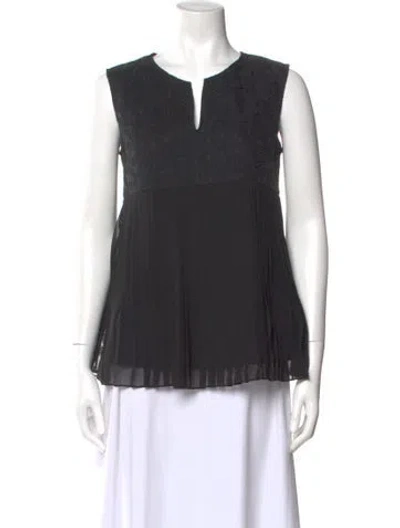 Pre-owned Max & Co V-neck Sleeveless Blouse In Multi