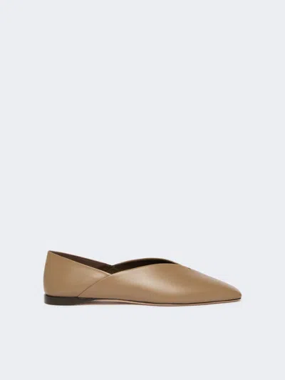 Max Mara Ballerines En Nappa In Neutral
