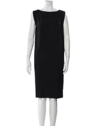 Pre-owned Max Mara Bateau Neckline Knee-length Dress In Black