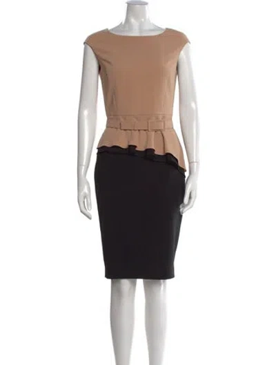 Pre-owned Max Mara Bateau Neckline Knee-length Dress In Neutral