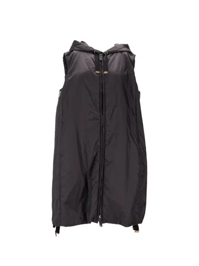 Max Mara Black Sleeveless Jacket