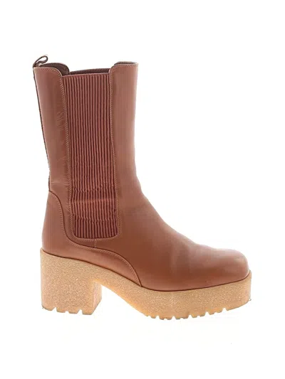 Pre-owned Max Mara Boots In Brown