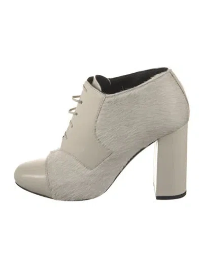 Pre-owned Max Mara Calf Hair Pumps In Neutral