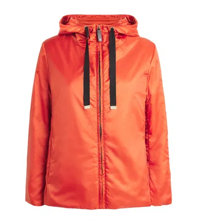 Max Mara Cameluxe Hooded Puffer Jacket In Orange