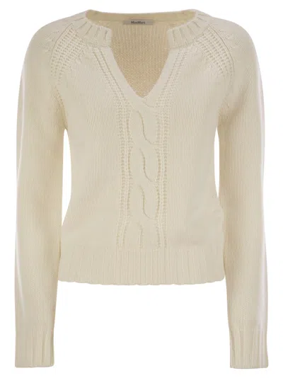 Max Mara Luxurious Knit Sweater In Virgin Wool In White