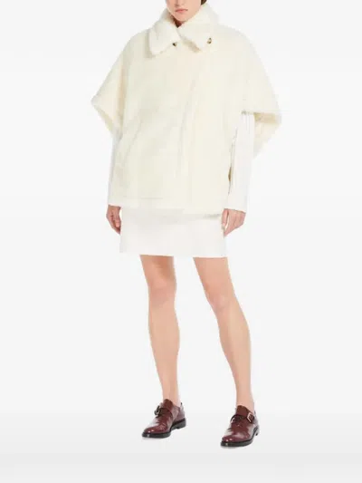 Max Mara Cape In Alpaca And Wool Teddy Fabric In White