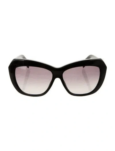 Pre-owned Max Mara Cat-eye Gradient Sunglasses In Black