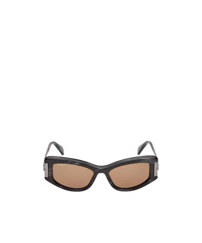 Max Mara Cat-eye Sunglasses In Black Horn