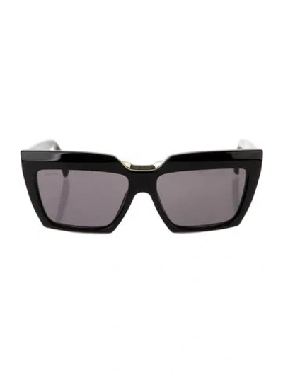 Pre-owned Max Mara Cat-eye Tinted Sunglasses In Black