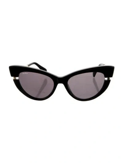 Pre-owned Max Mara Cat-eye Tinted Sunglasses In Black