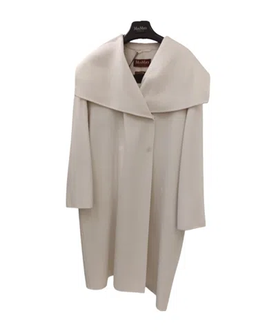 Max Mara Collared Coat In Neutral