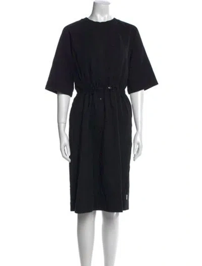 Pre-owned Max Mara Crew Neck Knee-length Dress In Black