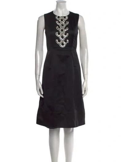 Pre-owned Max Mara Crew Neck Knee-length Dress In Black