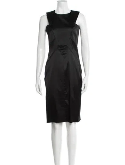 Pre-owned Max Mara Crew Neck Knee-length Dress In Black