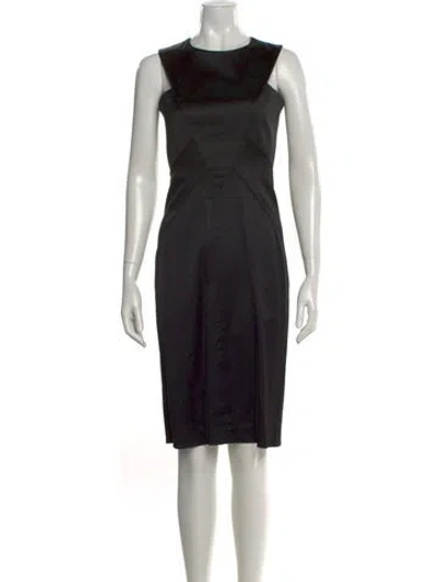 Pre-owned Max Mara Crew Neck Midi Length Dress In Black