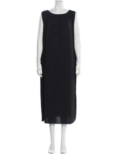 Pre-owned Max Mara Crew Neck Midi Length Dress In Black