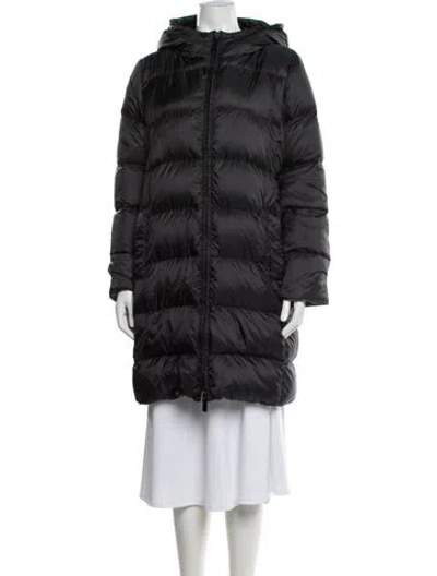 Pre-owned Max Mara Down Coat In Black