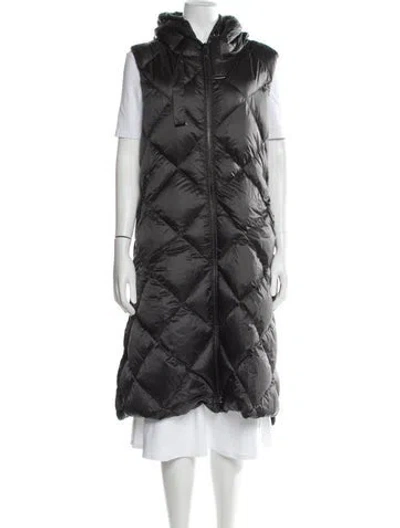 Pre-owned Max Mara Down Jacket In Black