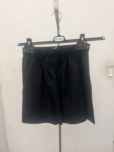 Max Mara Elastic Waist Shorts In Black