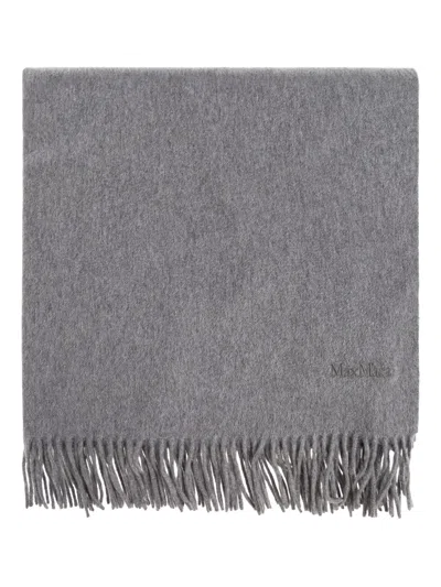 Max Mara Fringed Cashmere Scarf In Pattern
