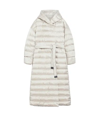 Max Mara Hooded Down Jacket In White