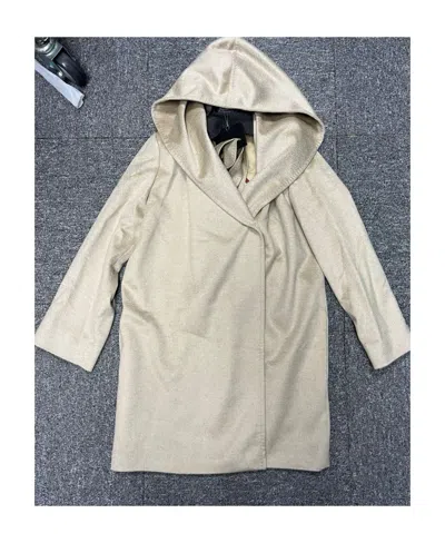 Max Mara Hooded Overcoat In White