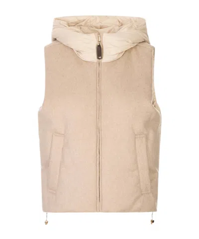 Max Mara Hooded Padded Jacket In Neutral