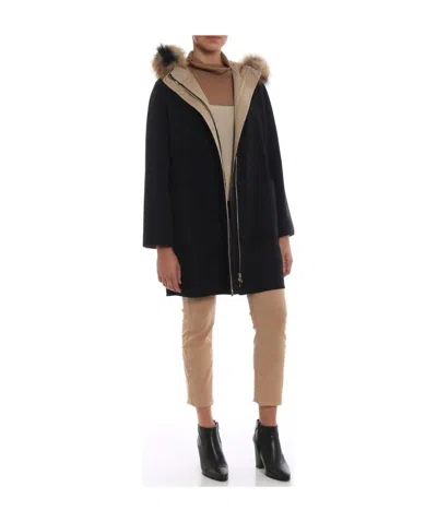 Max Mara Hooded Zipper Coat In Black