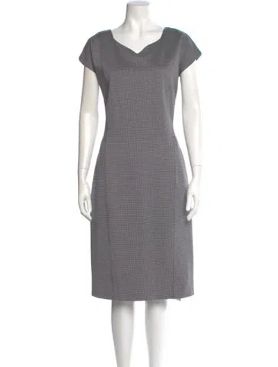 Pre-owned Max Mara Houndstooth Print Midi Length Dress In Neutral