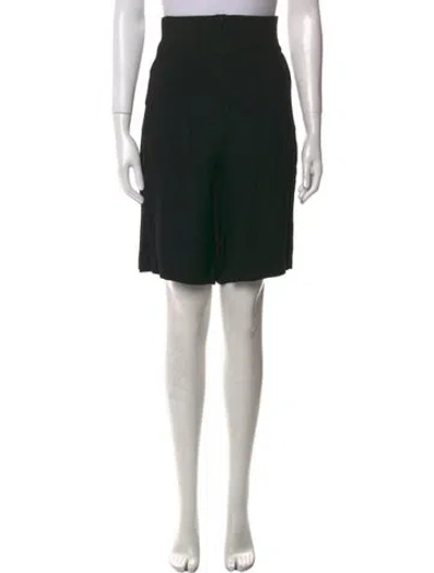 Pre-owned Max Mara Knee-length Shorts In Black