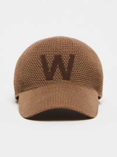 Max Mara Knitted Fabric Cap In Brown