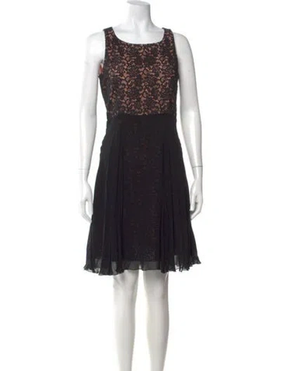 Pre-owned Max Mara Lace Pattern Knee-length Dress In Black