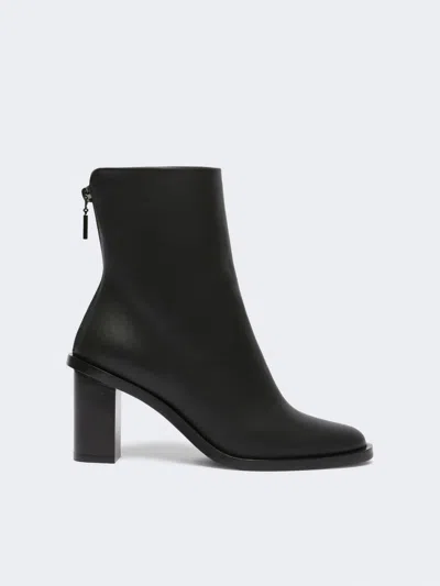 Max Mara Leather Boots In Black